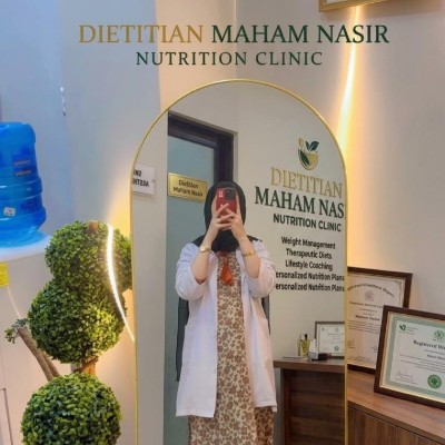Dietitian Maham Nasir